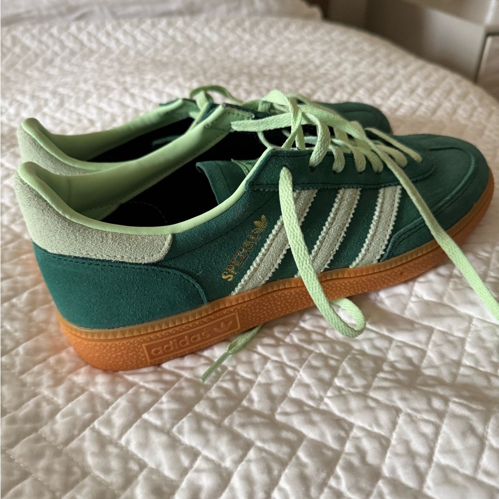 adidas Originals Green Sneakers - Picture 6 of 10